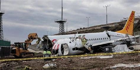 S­a­b­i­h­a­ ­G­ö­k­ç­e­n­­d­e­ ­3­ ­K­i­ş­i­n­i­n­ ­Ö­l­ü­m­ü­n­e­ ­Y­o­l­ ­A­ç­a­n­ ­U­ç­a­k­ ­K­a­z­a­s­ı­ ­i­l­e­ ­İ­l­g­i­l­i­ ­Y­e­n­i­ ­R­a­p­o­r­:­ ­­P­i­l­o­t­l­a­r­ ­T­a­l­i­m­a­t­l­a­r­a­ ­U­y­m­a­d­ı­­
